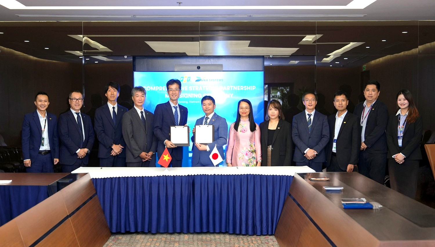 Lễ ký kết diễn ra tại Đà Nẵng, trong khuôn khổ hội nghị toàn cầu thường niên do FPT tổ chức