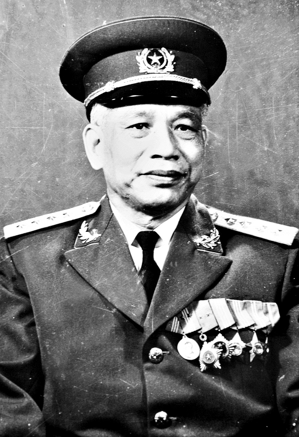 Đại tướng Văn Tiến Dũng với những ngày rèn luyện và đấu tranh trong nhà tù