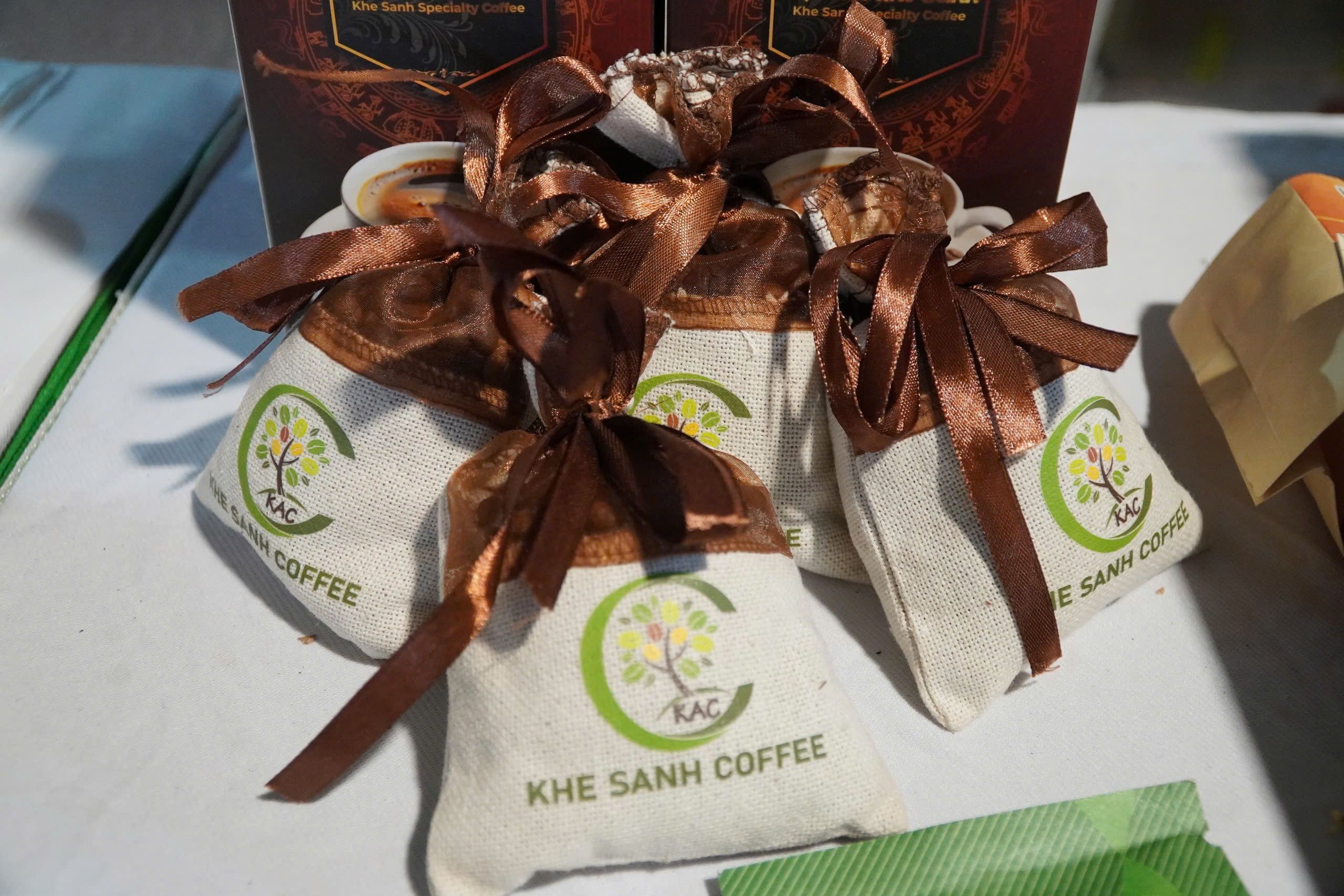 2 vintage cars in a driveway