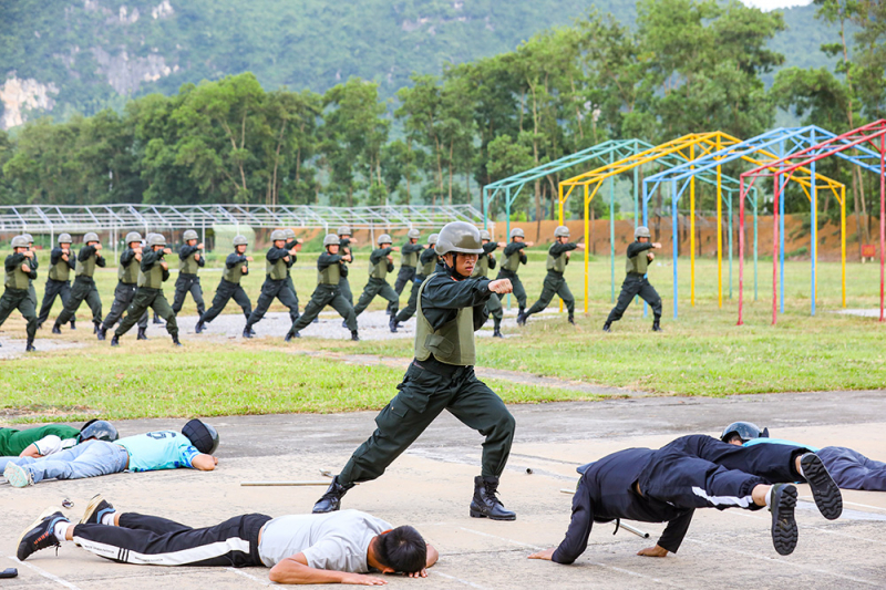 trang 20_số ĐB -  Cảnh sát đặc nhiệm -  “Quả đấm thép”  của lực lượng CAND -0